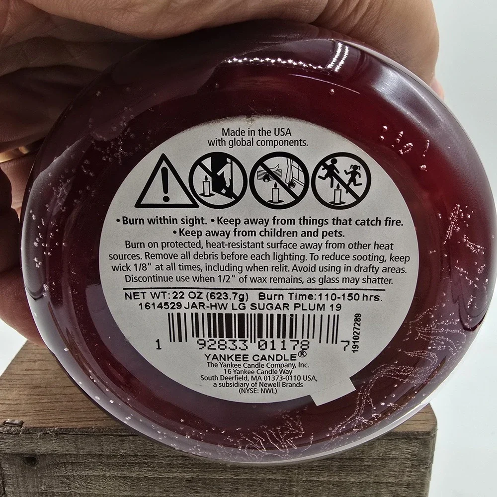 New Yankee Candle Sugar Plum 22oz Large Jar Housewarmer Returning Classic